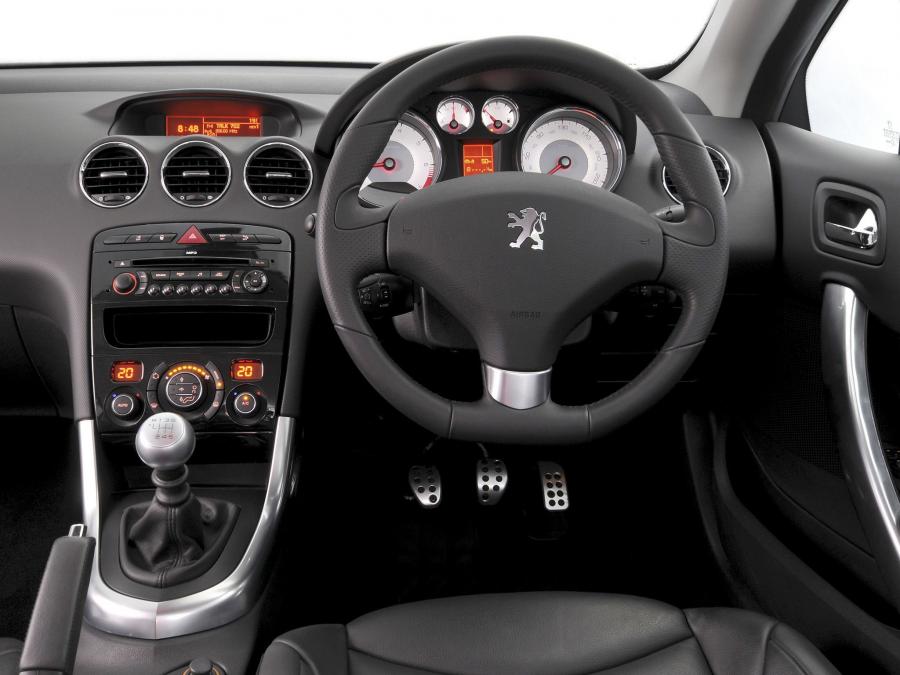  Peugeot 308 CC 2009 года  (ZA) (фото 23 из 30)
